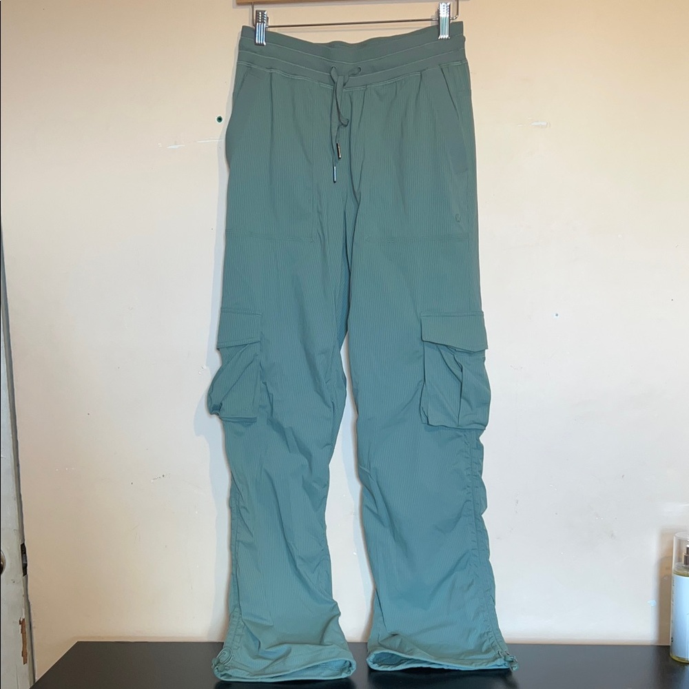 lululemon athletica Women's Straight Leg Cargo Pants - Seafoam